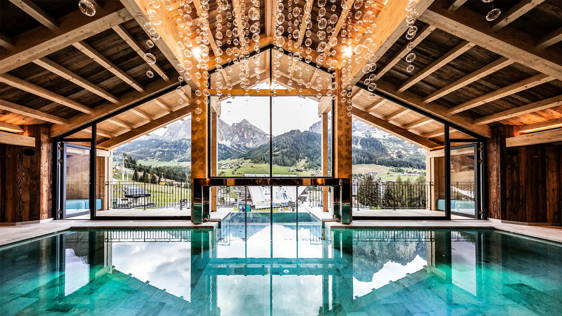 https://cdn.sudtirol.com/1119/conversions/01-hotel-arkadia-header.webp