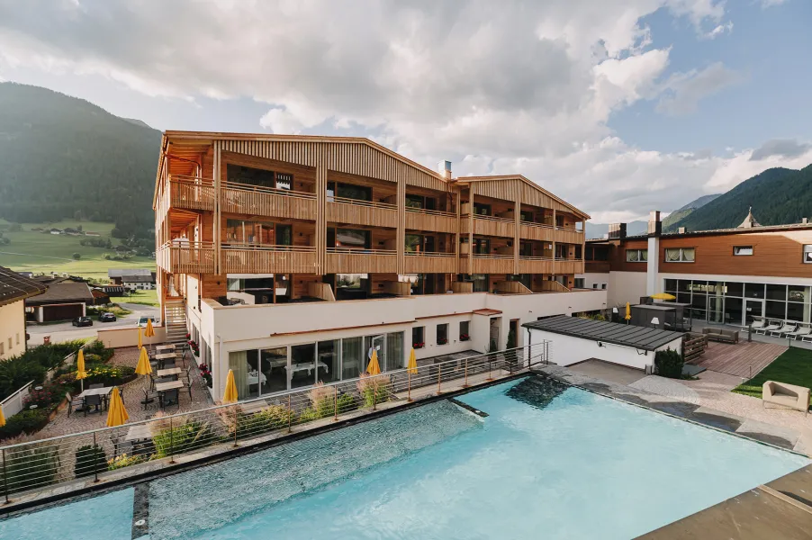 Alpine Nature Hotel Stoll