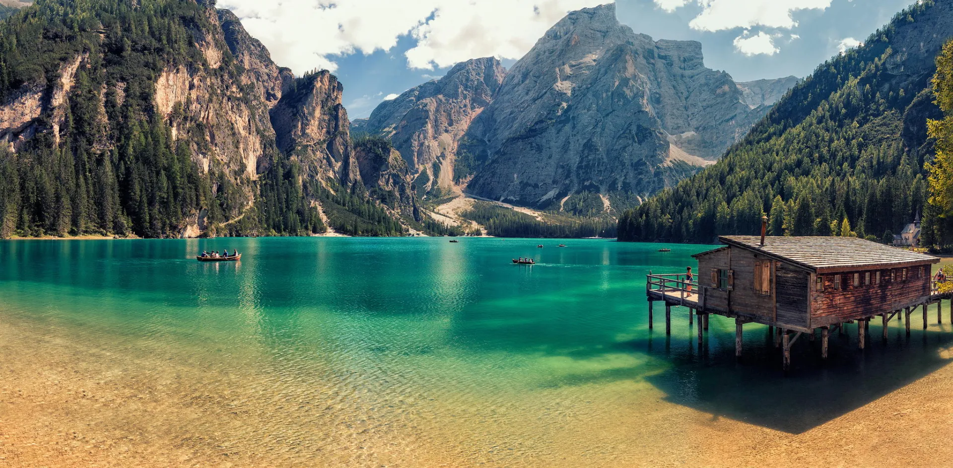 https://cdn.sudtirol.com/3804/conversions/Pragser-Wildsee-header.webp