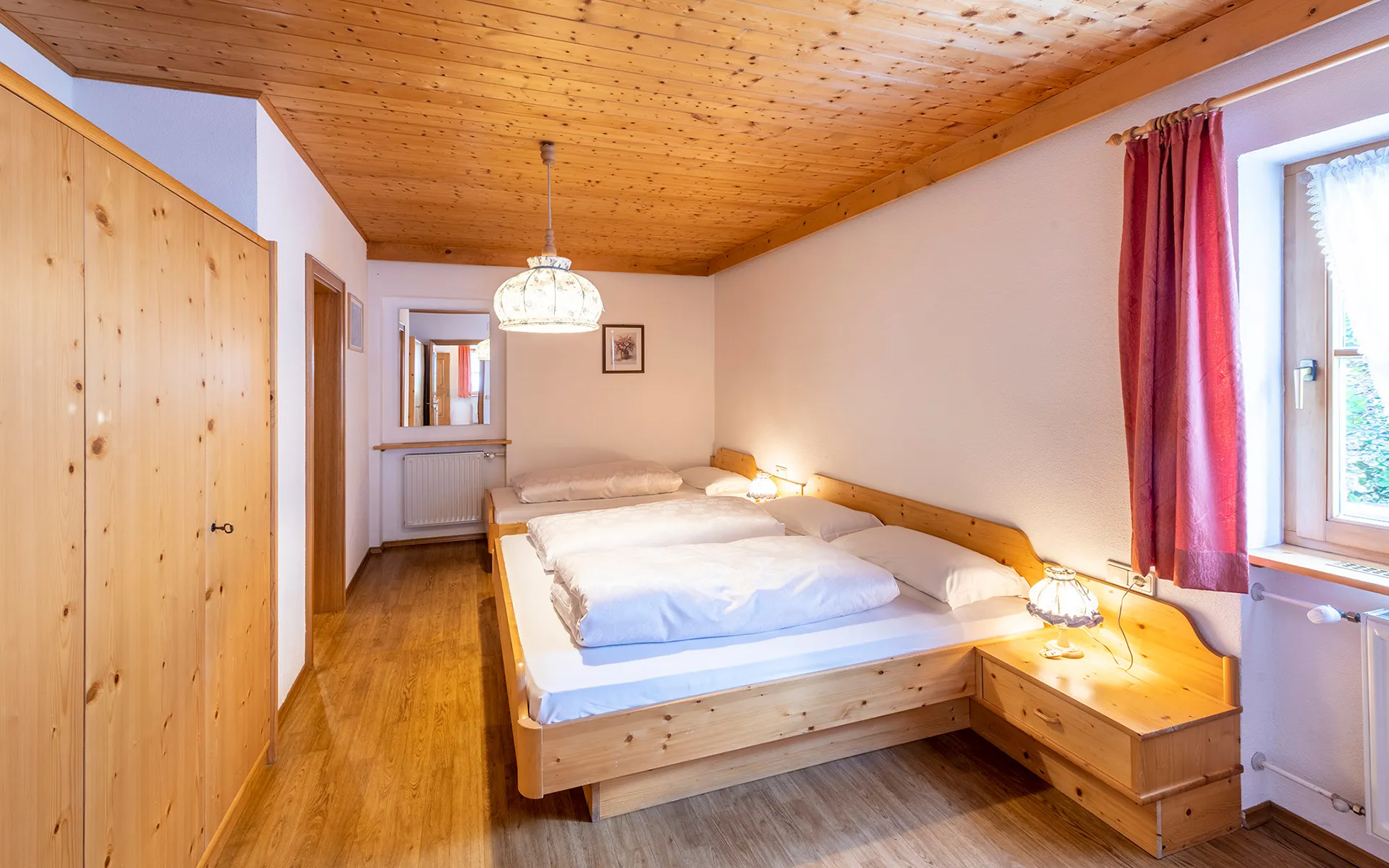 https://cdn.sudtirol.com/5650/conversions/06-hotel-walter-san-candido-header.webp
