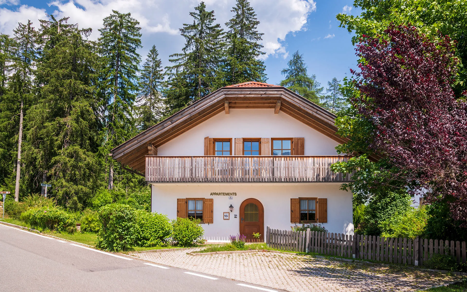 https://cdn.sudtirol.com/5655/conversions/10-hotel-walter-san-candido-header.webp