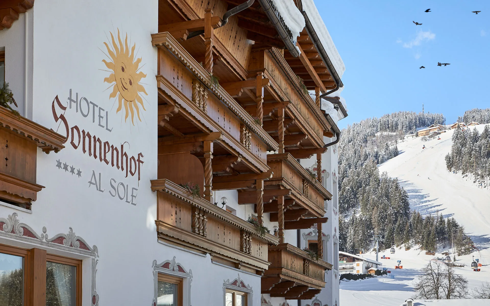 https://cdn.sudtirol.com/6479/conversions/07-inverno-sonnenhof-hotel-header.webp