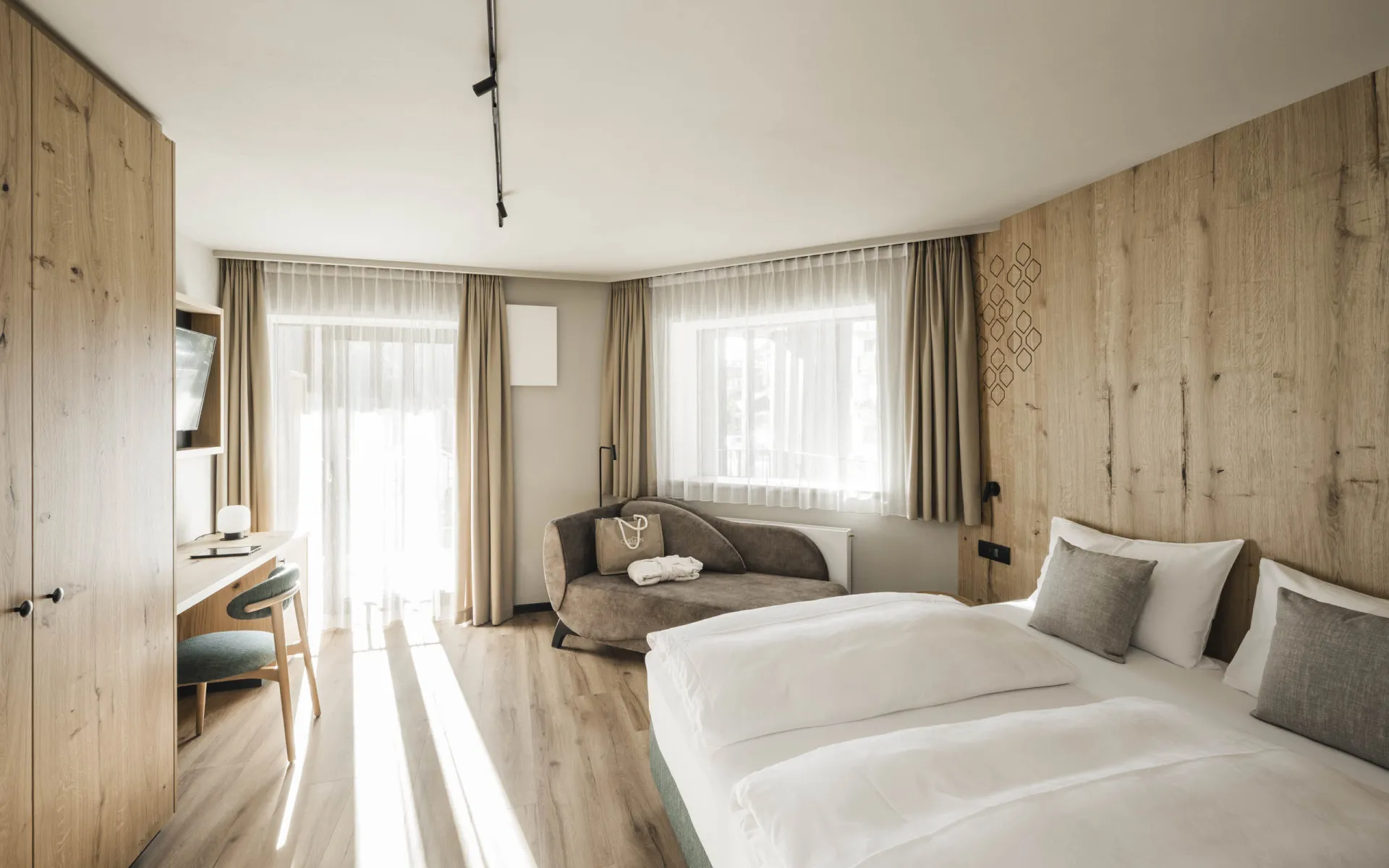 https://cdn.sudtirol.com/6814/conversions/%28c%29-Hannes-Niederkofler_WEB_109_DSC1908-header.webp